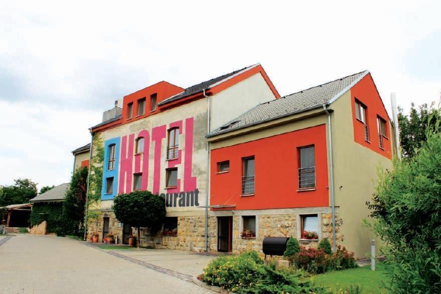 Hotel Mlyn Zavar Exterior photo